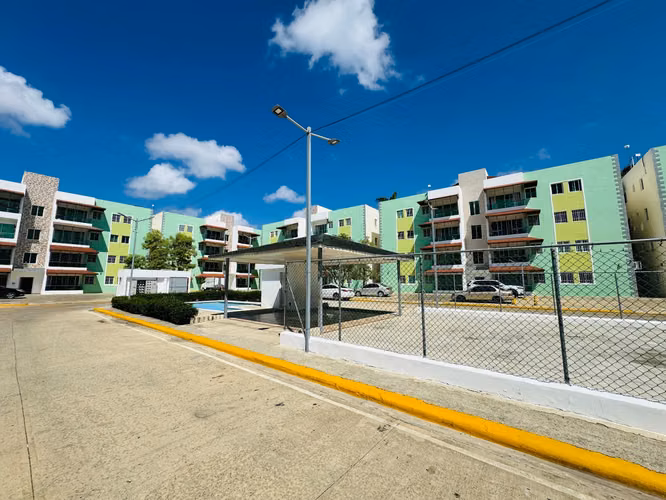 Se alquila un apartamento residencial con piscina Licey al medio  - Imagen 5