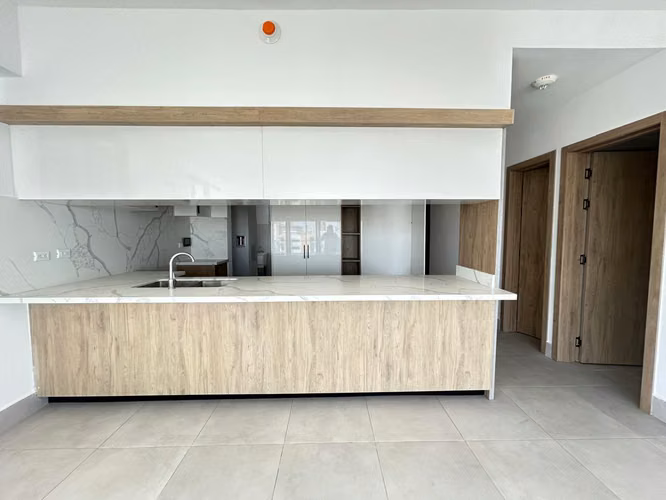 Penthouse en venta de 3 habitaciones en el Ensanche Naco - Imagen 2