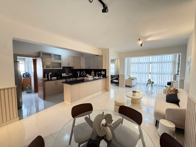 Vendo apartamento de lujo en el millón  - Imagen 4