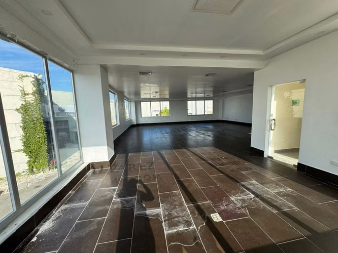Local comercial en Punta Cana - Imagen 1