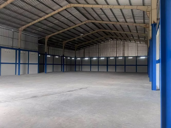 Nave en Alquiler Autopista Circunvalación