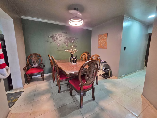 Apartamento 3er nivel en Arroyo Hondo proximo al Nacional y jardin botanico - Imagen 2