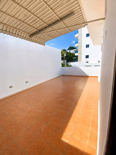  ¡Amplio Local Comercial en Alquiler en 2do nivel Cerros de Gurabo! - Imagen 10