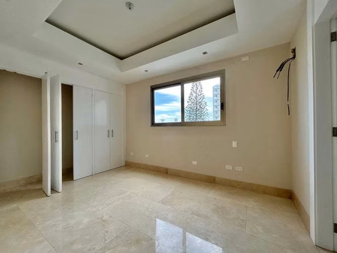 Lujoso apartamento en venta en torre eco-verde en Naco - Imagen 5