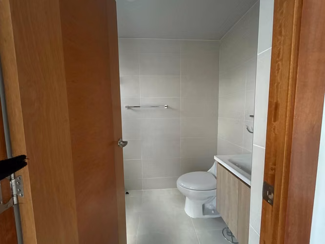 Apartamento en renta en Evaristo Morales - Imagen 5