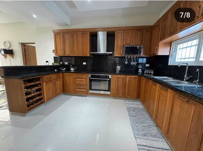 Magnífica Casa por Debajo de Tasación con 4 Habitaciones, Piscina y 2 Terrazas de Venta en Villa María! - Imagen 7