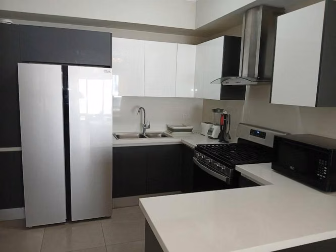 Apartamento amueblado en renta de 2 habitaciones en el Ensanche Naco