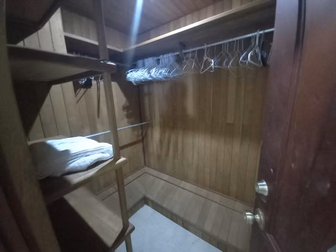 EXCELENTE APARTMANTO EN LO MEJOR DE PIANTNI, 3R PISO, ASCENSOR, 3 HABITACIONES, 3 BAÑOS, BAÑO DE VISITA, PISOS EN MARMOL - Imagen 5