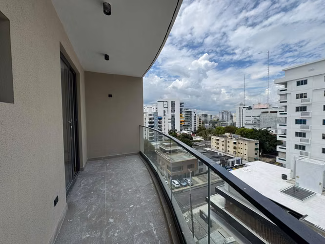 Apartamento en Venta en torre moderna en Naco - Imagen 6