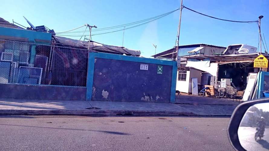 Solar comercial de esquina con naves en venta – Santo Domingo Este - Imagen 2