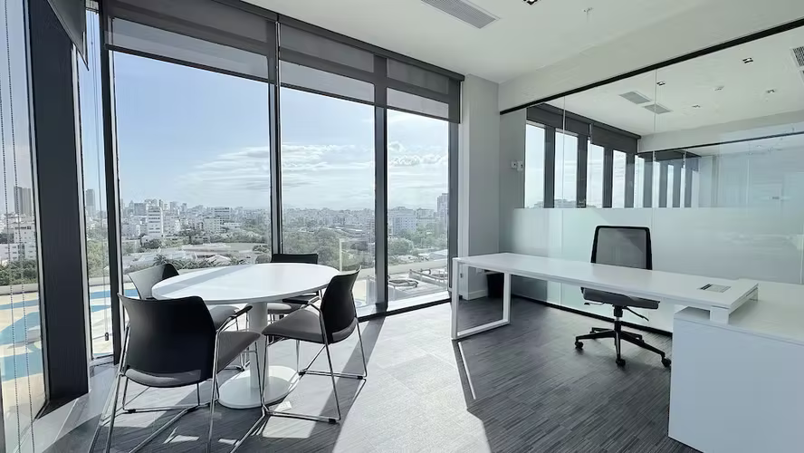 Alquiler oficina en Bella Vista con Vista al Mar. Torre Empresarial de alto perfil.  - Imagen 5