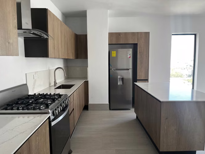 Apartamento en VENTA en Piantni de UNA Habitación con Linea Blanca Completa - Imagen 5