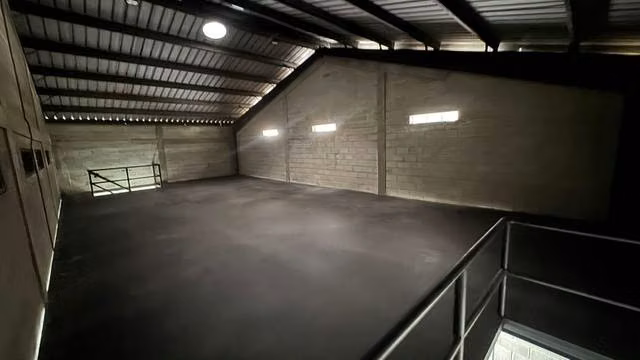 Nave de 3 niveles en Santo domingo Oeste US$1,750 - Imagen 2