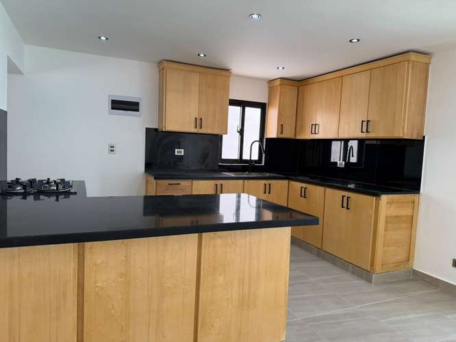 VILLA DE LUJO LISTA ENTREGA JUAN DOLIO A 3 MIN PLAYA + FOUR WHEEL 0KM GRATIS - US$275K - DH