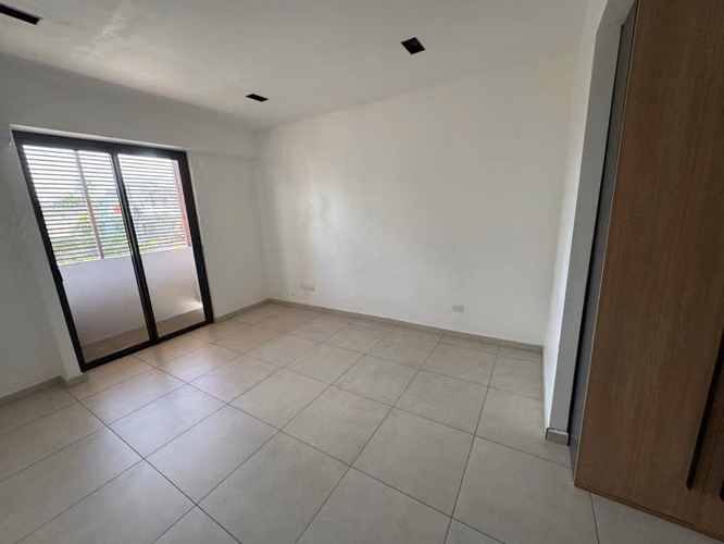 Alquilo Apartamento en Arroyo Hondo Viejo - Imagen 2