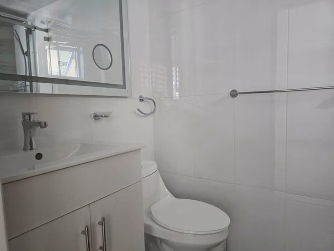 APARTAMENTO DE 3 Habitaciones -Zona Universitaria - Imagen 5