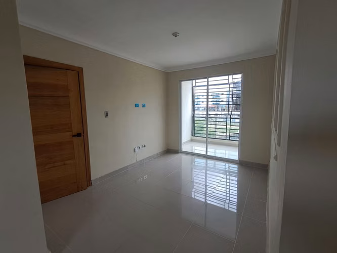  ALQUILER APARTAMENTO EN RESIDENCIAL COLINAS DE SAN ISIDRO  