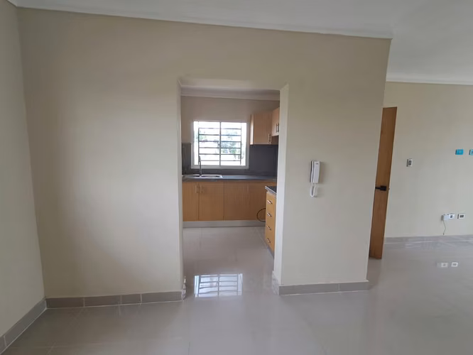  ALQUILER APARTAMENTO EN RESIDENCIAL COLINAS DE SAN ISIDRO  
