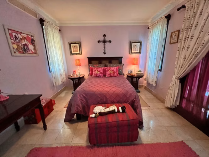 En Venta y Alquiler Hermosa Casa en los Cacicazgos 4Hab