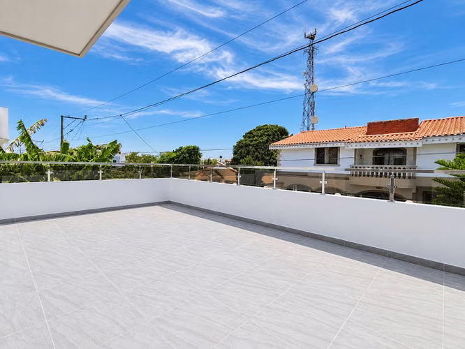 Apartamentos En Alquiler De 2 Y 3 Habitaciones En La Aut. San Isidro, Area Social Con Jacuzzi - Imagen 10