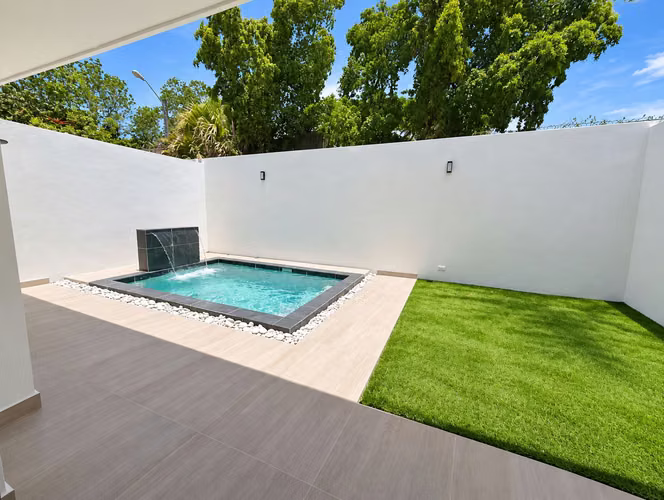 Villas En Venta En Juan Dolio A 3 Minutos De La Playa Con Piscina