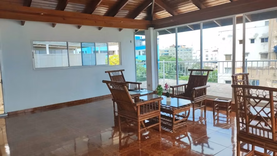 2866- PENTHOUSE EN GAZCUE, STO. DGO. 