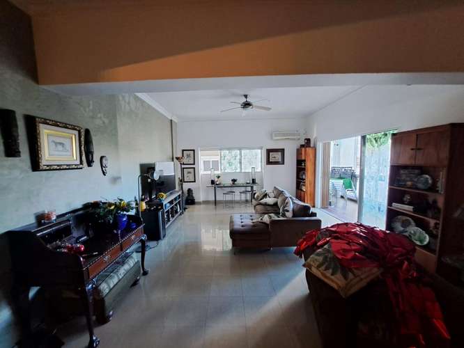 Apartamento en venta de 3 habitaciones en La Esperilla - Imagen 2