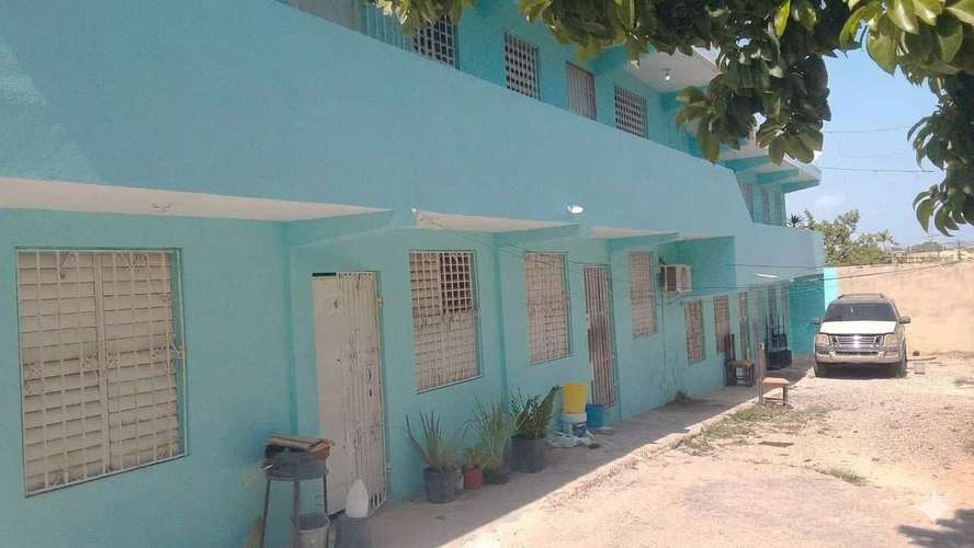 Propiedad para Inversión en Sabana Perdida de 1,698.53 m2 de solar y 493 m2 de construcción - Imagen 2