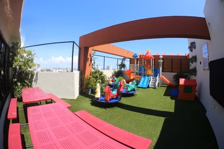 Apartamento Amueblado, 2 Habitaciones, Bella Vista, Cine, Piscina con vista al mar - Imagen 4