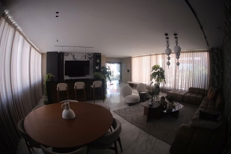 Apartamento Amueblado, 2 Habitaciones, Bella Vista, Cine, Piscina con vista al mar - Imagen 2