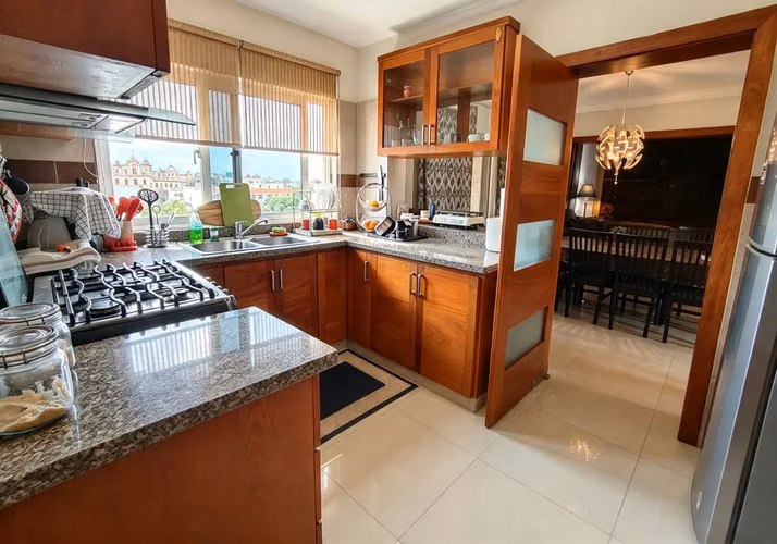 Apartamento de venta con terraza privada y 3 habitaciones en Colinas del oeste - Imagen 3