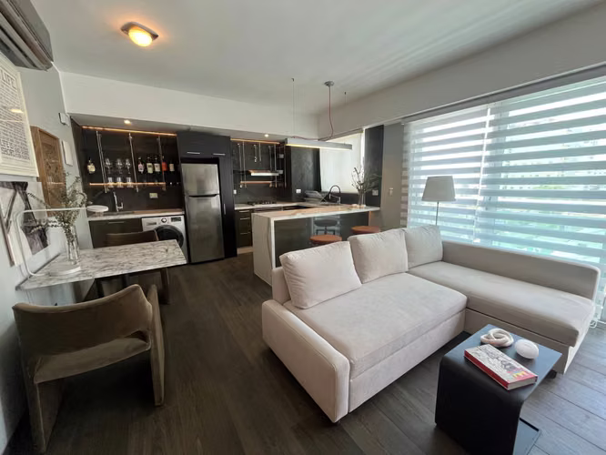 Apartamento en Alquiler en Piantini Amueblado de UNA Habitación