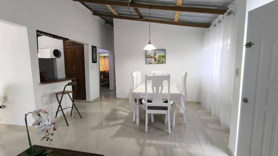 casa de dos habitaciones amueblada en Constanza