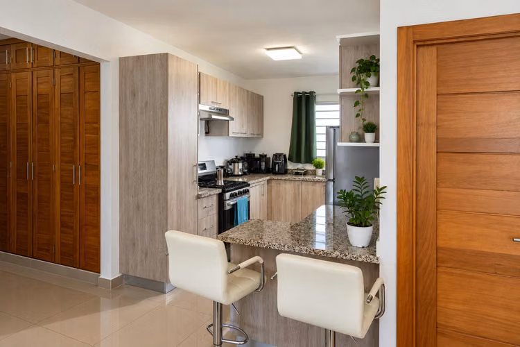 Apartamento en alquiler amueblado de 3 habitaciones cerca de Av. Los Próceres - Imagen 5