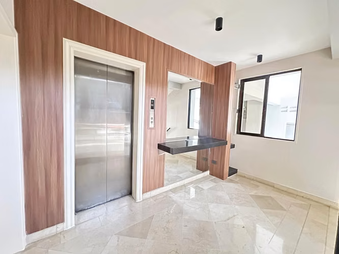 APARTAMENTO CON LINEA BLANCA - Imagen 5