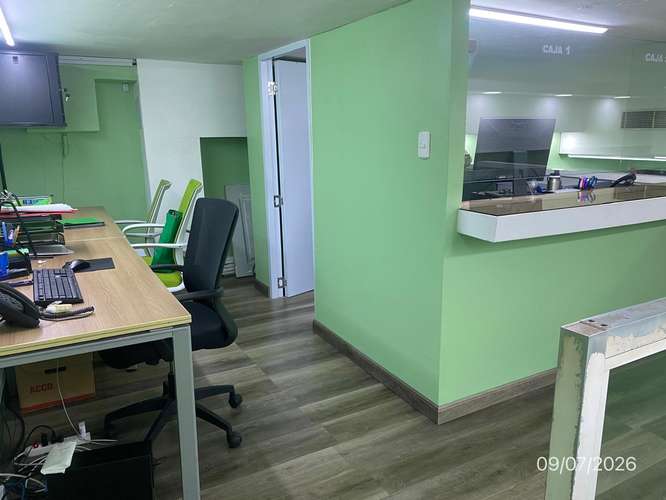 OFICINA EN PRIMER PISO - Imagen 2