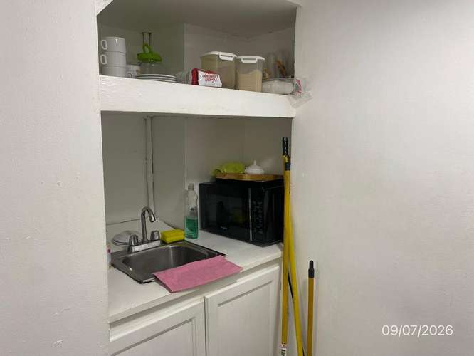 OFICINA EN PRIMER PISO - Imagen 6