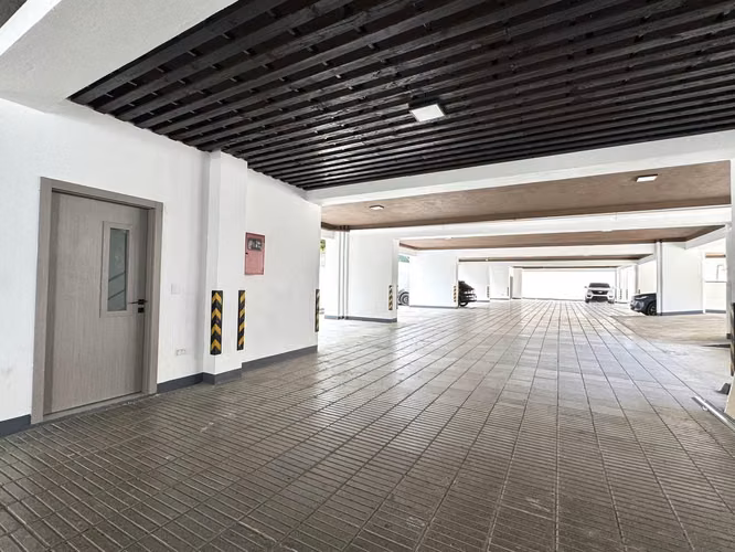 APARTAMENTO CON LINEA BLANCA - Imagen 11