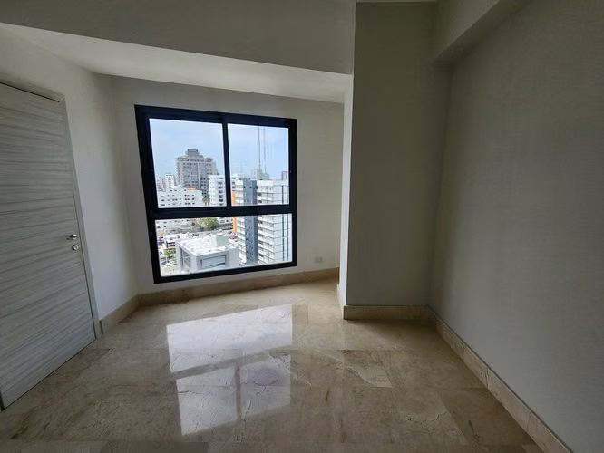 Apartamento en alquiler de 2 habitaciones con Linea Blanca en Naco - Imagen 5