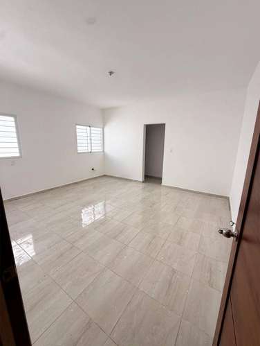 CASA EN VENTA – LA ROMANA - Imagen 5