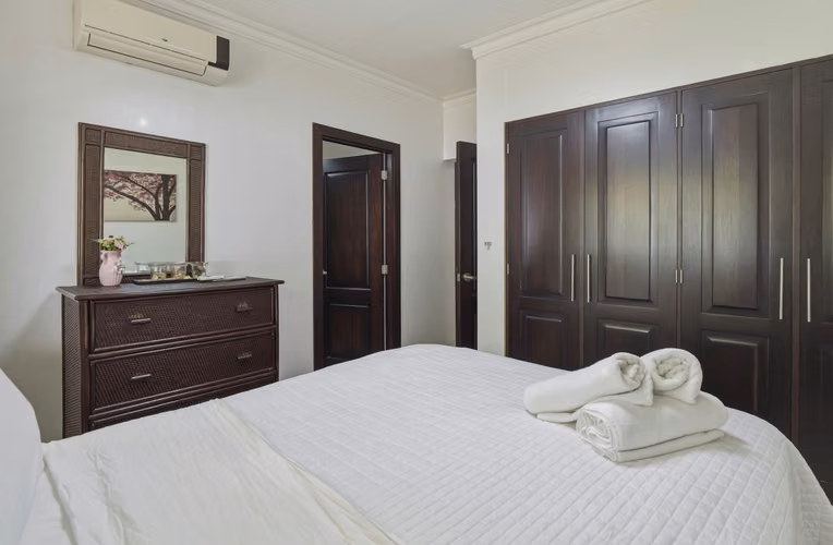 Hermoso apartamento de 95 m², amueblado, 2 hab. y 2 baños en Sosúa. 2 piscinas, seguridad 24/7. ¡5 minutos de la playa!