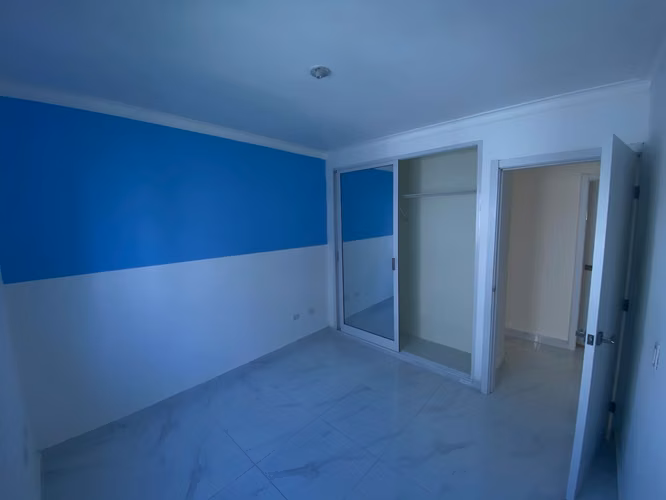 Apartamento en Venta en la Autopista san Isidro,Residencial las Cayenas , de 3 Habitaciones, 3er nivel , 96.25Mt2  - Imagen 3