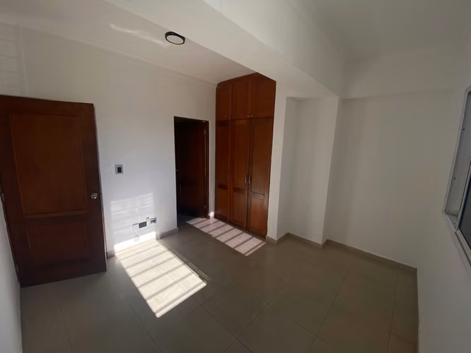 Apartamento en Venta en el sector Evaristo Morales , 3 Habitaciones, 2 Parqueos , 124.5 Mt2, próximo a la 27 de febrero  - Imagen 6