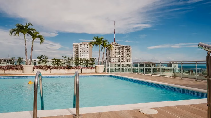 Apartamento de Lujo con Vista al Mar en el Corazón de Bella Vista