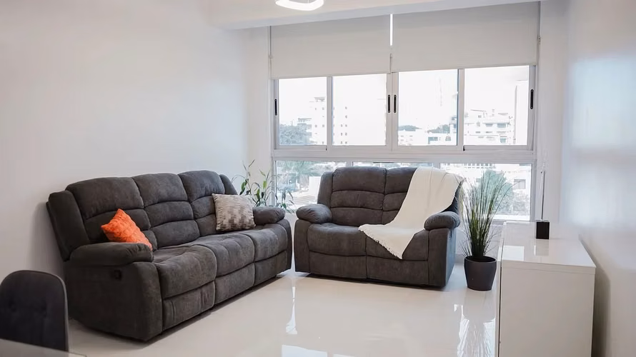 Apartamento de Lujo con Vista al Mar en el Corazón de Bella Vista