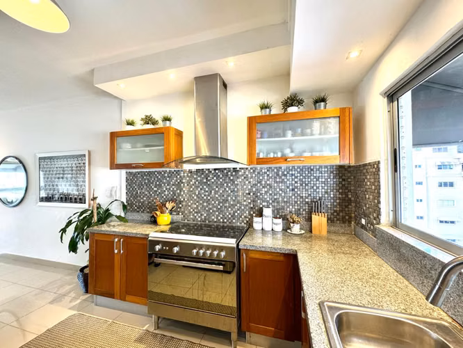 Apartamento amueblado de 2 habitaciones en Paraiso  - Imagen 2