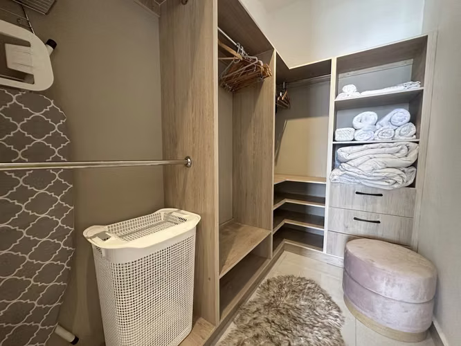 Alquiler | Apartamento amueblado de lujo en Evaristo Morales  - Imagen 5