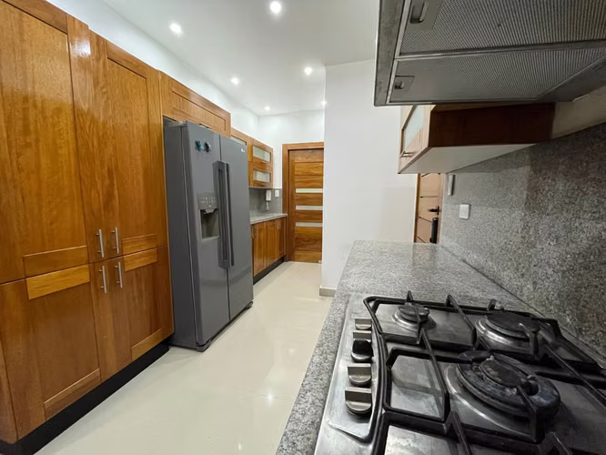 Apartamento en Alquiler en Serralles Amueblado de TRES Habitaciones - Imagen 6