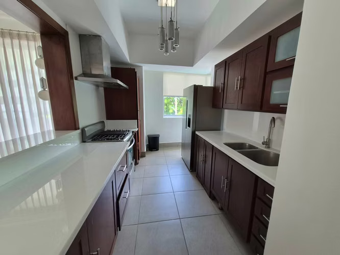 Apartamento en alquiler Piantini, 2 hab amueblado - Imagen 8