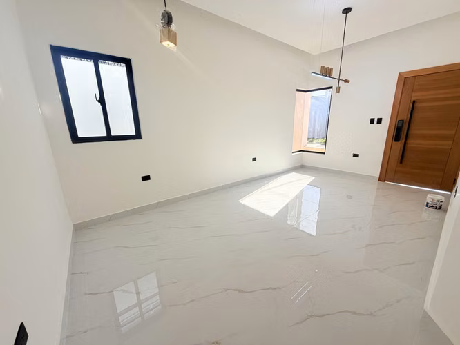 Casa de 1 Nivel en Venta en Residencial Cerrado, Av. Ecológica, Santo Domingo Este